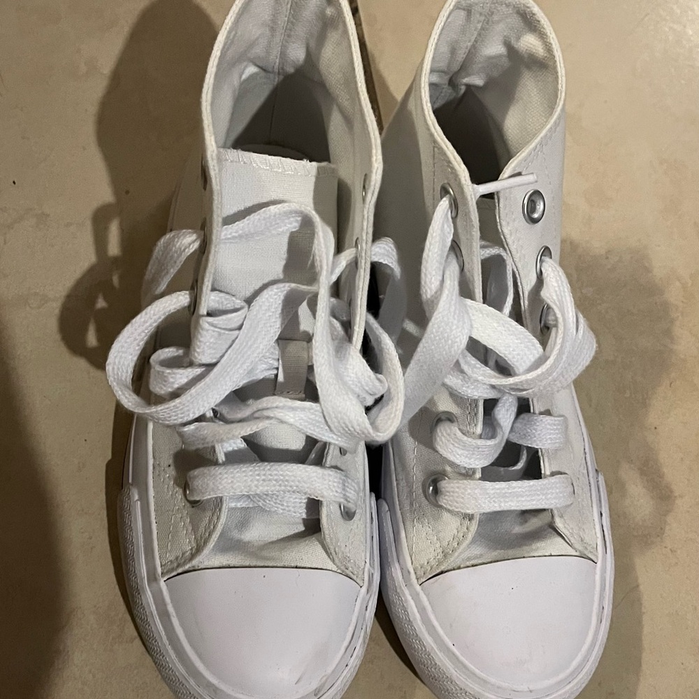 Wonder Nation White Memory Foam Sneakers